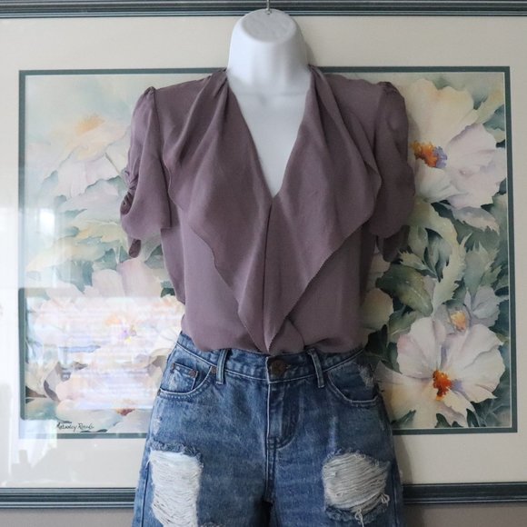 Aritzia T. Babaton Tinsley Blouse 100% Silk - Picture 2 of 9